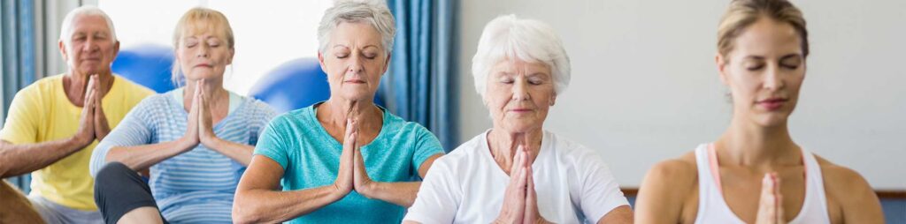 blog-seniors-yoga
