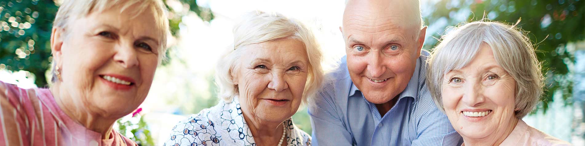 seniros-happy-smile-610682128-blog