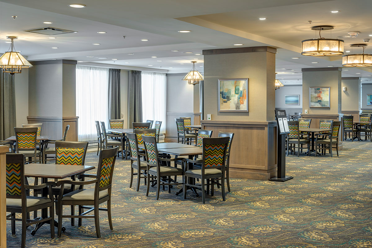 Seasons Stoney Creek Dining Room