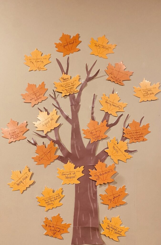 Seasons Residents write messages of thanking staff